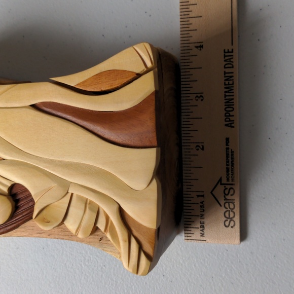 BLONDE ANGEL HAND-CARVED PUZZLE BOX - Picture 5 of 8